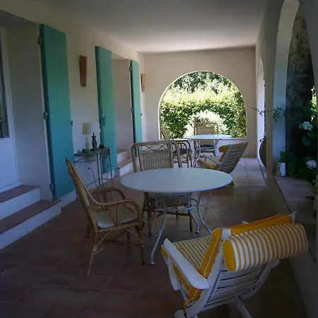 Le Point D'orgue * סן טרופז