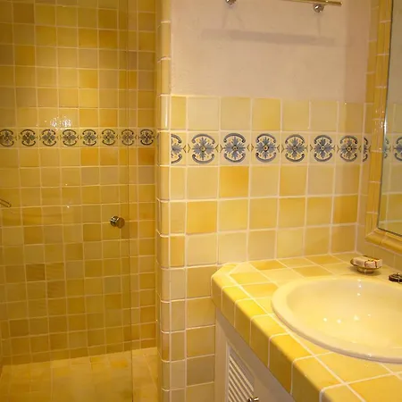 Le Point D'orgue סן טרופז