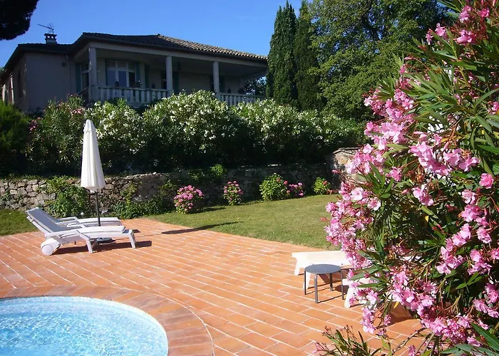 Le Point D'orgue Bed & Breakfast